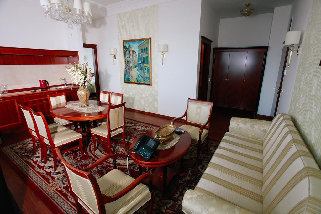 Apart-Hotel Integra Banja Luka Quarto foto